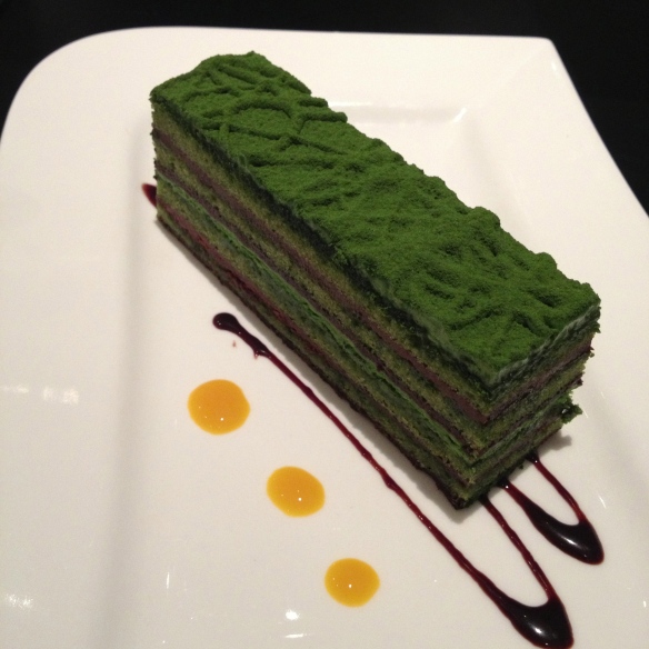 Matcha chocolate cake